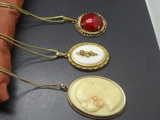 3 alte vergoldete Anhänger Rose Gemme ... vergoldeten Ketten 54 cm 43 cm 49 cm