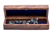 Florales Collier inkl. Ohrstecker „Blaue Blumen“ mit Anker Etui aus Holz