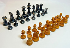 Antike britische Staunton Stil