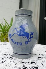 KERAMIK KRUG GRAU MIT BLAUEM AUFDRUCK BILD BLAUER BOCK (FERNSEH-SERIE)  VASE NEU
