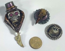 3 x Brosche Gothic Düster Totenkopf Vogelschädel Eule Unikate Modeschmuck