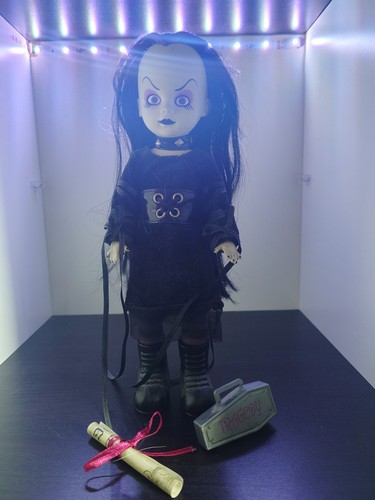 Mezco toys living dead - mezco,