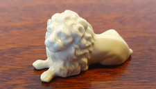 Porzellan Figur Weiss Löwenmännchen Nymphenburg
