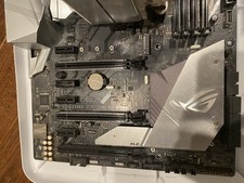 ASUS ROG STRIX Z370-E