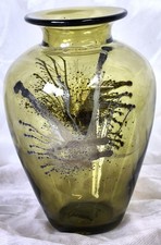 Vase aus hellgrünem Glas mit