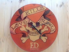 Ed Hardy Wanduhr,Glas,Tattoostudio,Studiodeko,Wanddeko,Tattoo-Uhr,Kult 