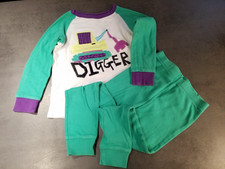 Cooler next Bagger Schlafanzug