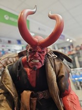 HELLBOY figur 47 CM  Sehr