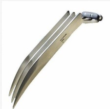 X-MEN WOLVERINE 11"METAL CLAWS