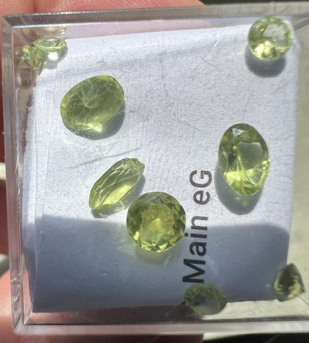 Peridot edelstein geschliffen - edelstein,