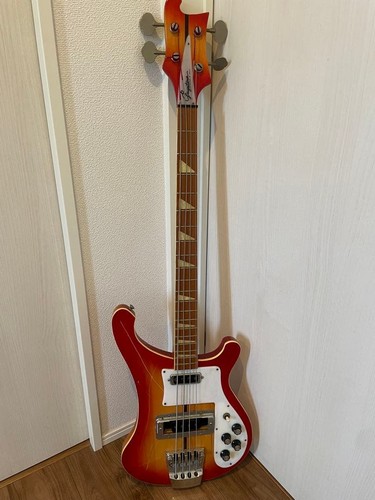 Guyatone rickenbacker style - rickenbacker,