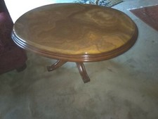 Couchtisch Massiv Nussbaum Antik mit Onyx-Malaga Marmorplatte