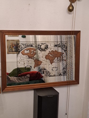 Antiker spiegel mit weltkarte - weltkarte,