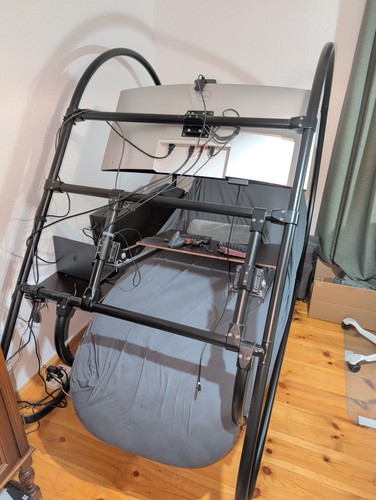 Levus zero gravity workstation - zero,