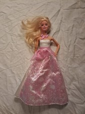 Barbie Im Brautkleid weiß/rosa/Glitz, Corsage fest auf dem Körper, Ring & Kette 