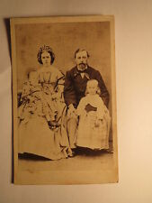 Familie - Frau im Reifrock &