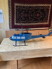 RC-Hubschrauber Bell UH-1 mit Glühkerzenmotor