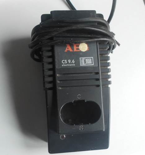 Ladegerät aeg accu - cs,
