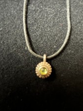 Silberanhänger mit Peridot