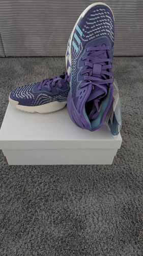 Neu adidas o - adidas, issue