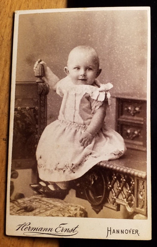 Sitting small child baby - sitting,