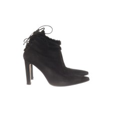 Manolo Blahnik, Stiefeletten