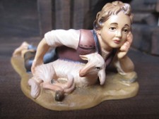 Hirte liegend LEPI -