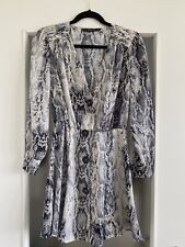 Zara Blusenkleid Kleid Satin Schlange Snake Skater 36/S Weiss Grau Wickelkleid