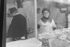 Altes Negativ, Verkaufsstand