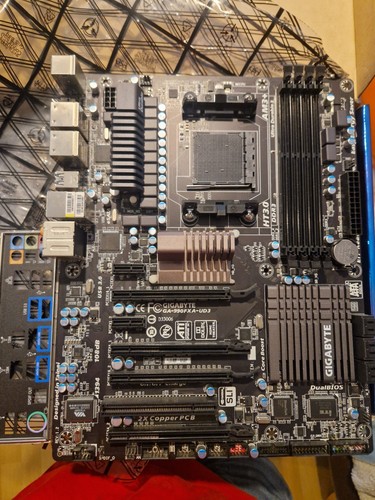 Gigabyte 990fxa ud3 - gigabyte, ga-990fxa-ud3