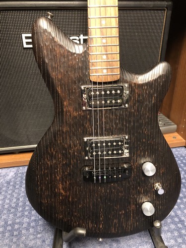 Gitarre mustang mit - e,