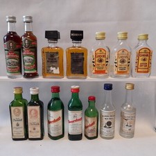 Miniatur Schnapsflaschen Sammlung Set 58   14 Flaschen