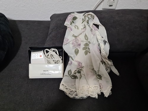 Vintage phillips lady - phillips,