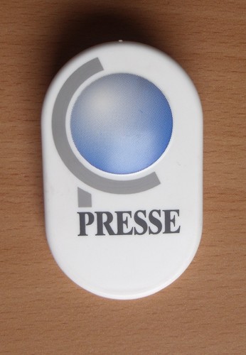 Zeitungsklammer presse - zeitungsklammer,
