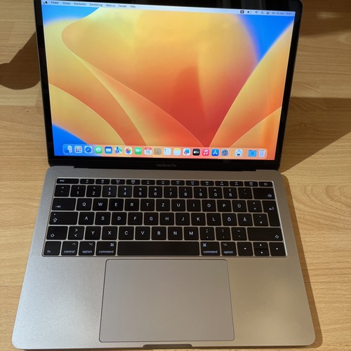 Apple macbook pro 2017 - apple,