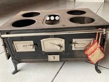 Puppenherd aus Metall