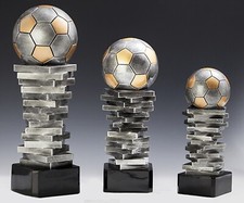3er Serie Fußball Trophäe