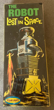 Lost space the - in, robot