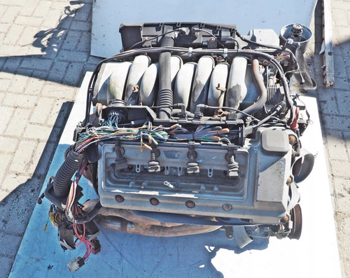 Motorblock bmw e32 m60 v8 - 7,