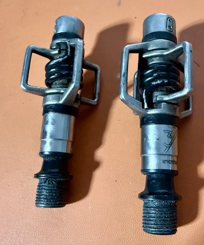 Crankbrothers egg beater - crankbrothers,