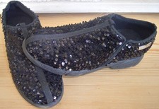 TOLLE GUESS SNEAKER 40 SCHWARZ