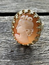 Homstvedt 14K 585 Gold Kamee