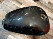 Suzuki 1400 intruder - vs,