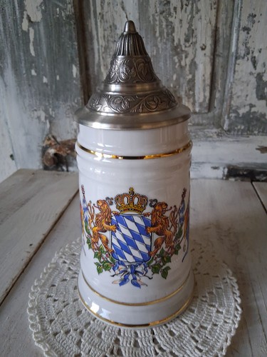 Bierkrug mit zinndeckel - bierkrug,