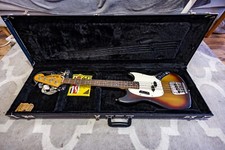 Fender Mustang Bass 1976 USA SUNBURST + Fender Case
