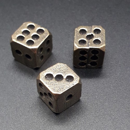 Messing mini würfel - 3x,
