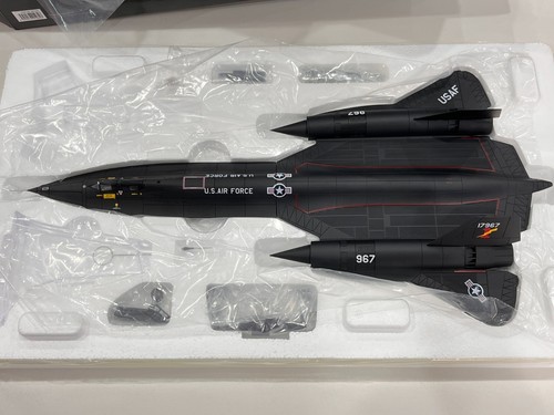 Century wings sr 71a - century,