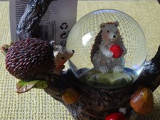 Polyresin Wasserkugel Deco Igel, Glitzerkugel, unbenutzt