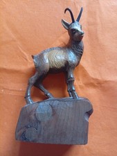 Geschnitzte Gemse Auf Sockel Holzfigur