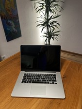 Apple MacBook Pro 15,4 Retina